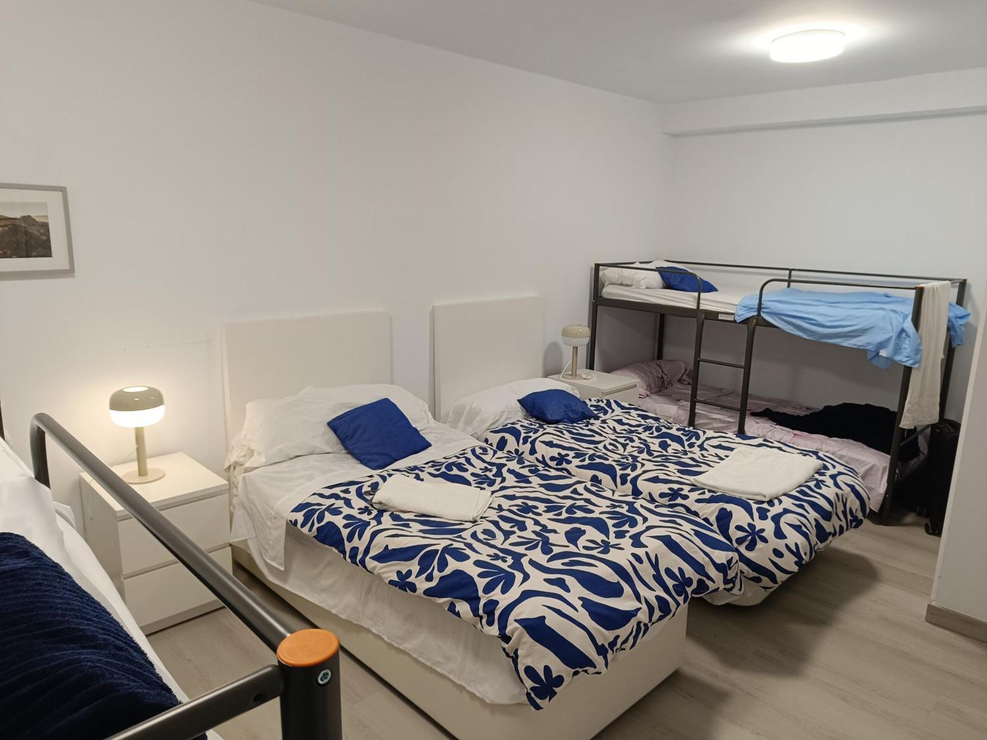 -Hostel Latimoamericano Masculino II Madrid Buitenkant foto